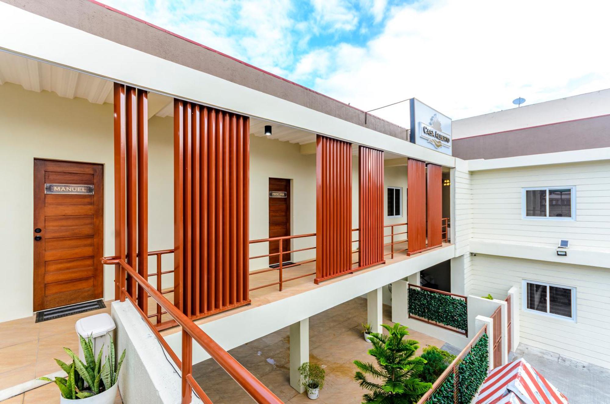 Casa Alberto Of Calapan Town Center ภายนอก รูปภาพ